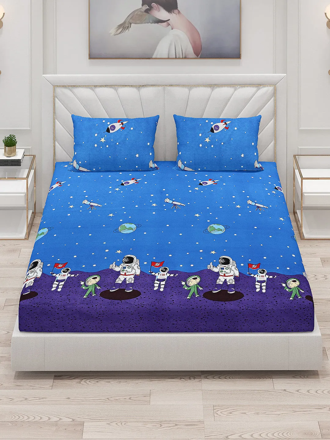120 GSM  Polyester Double Bed Bedsheet with 2 Pillow Covers