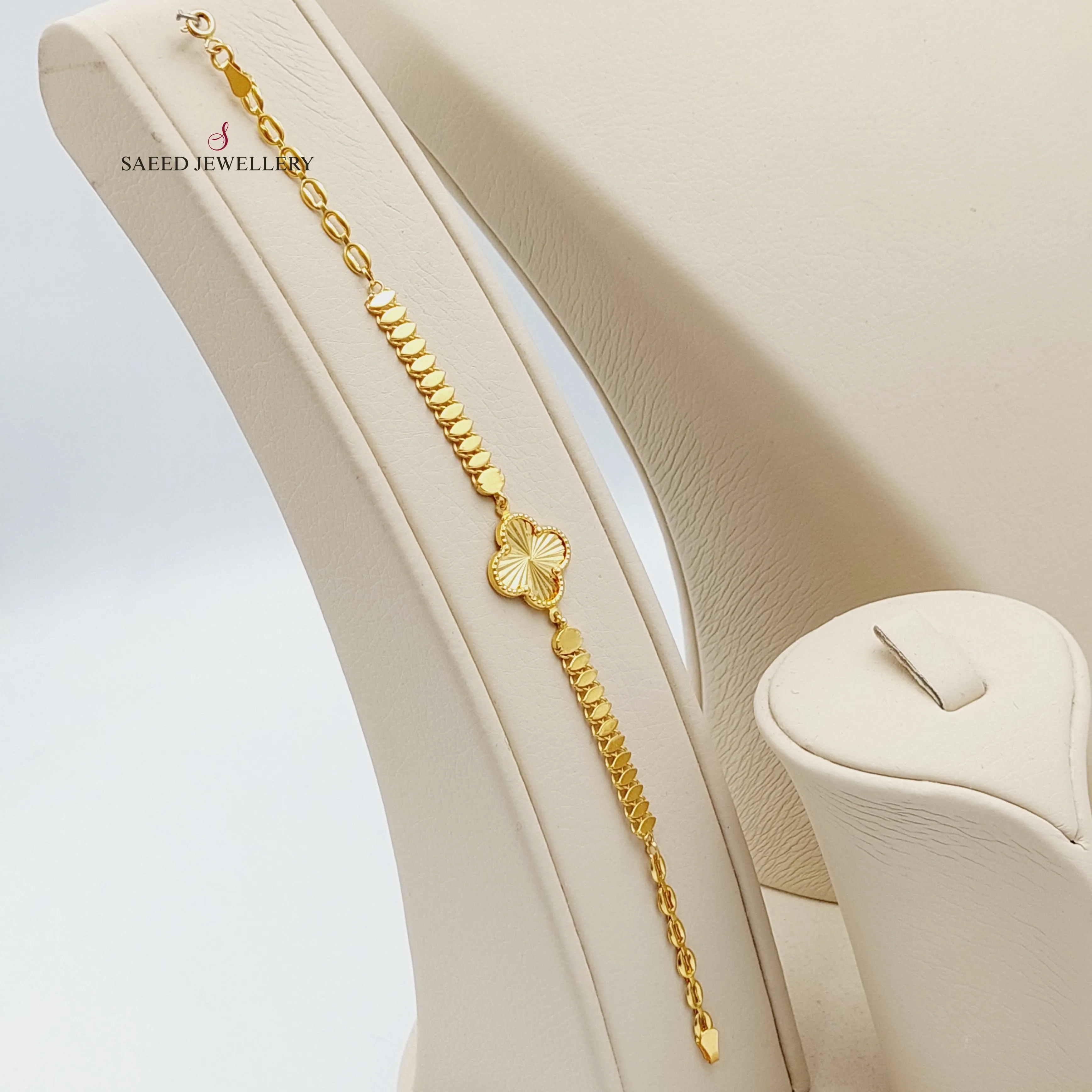 21K 4 -piece Clover set