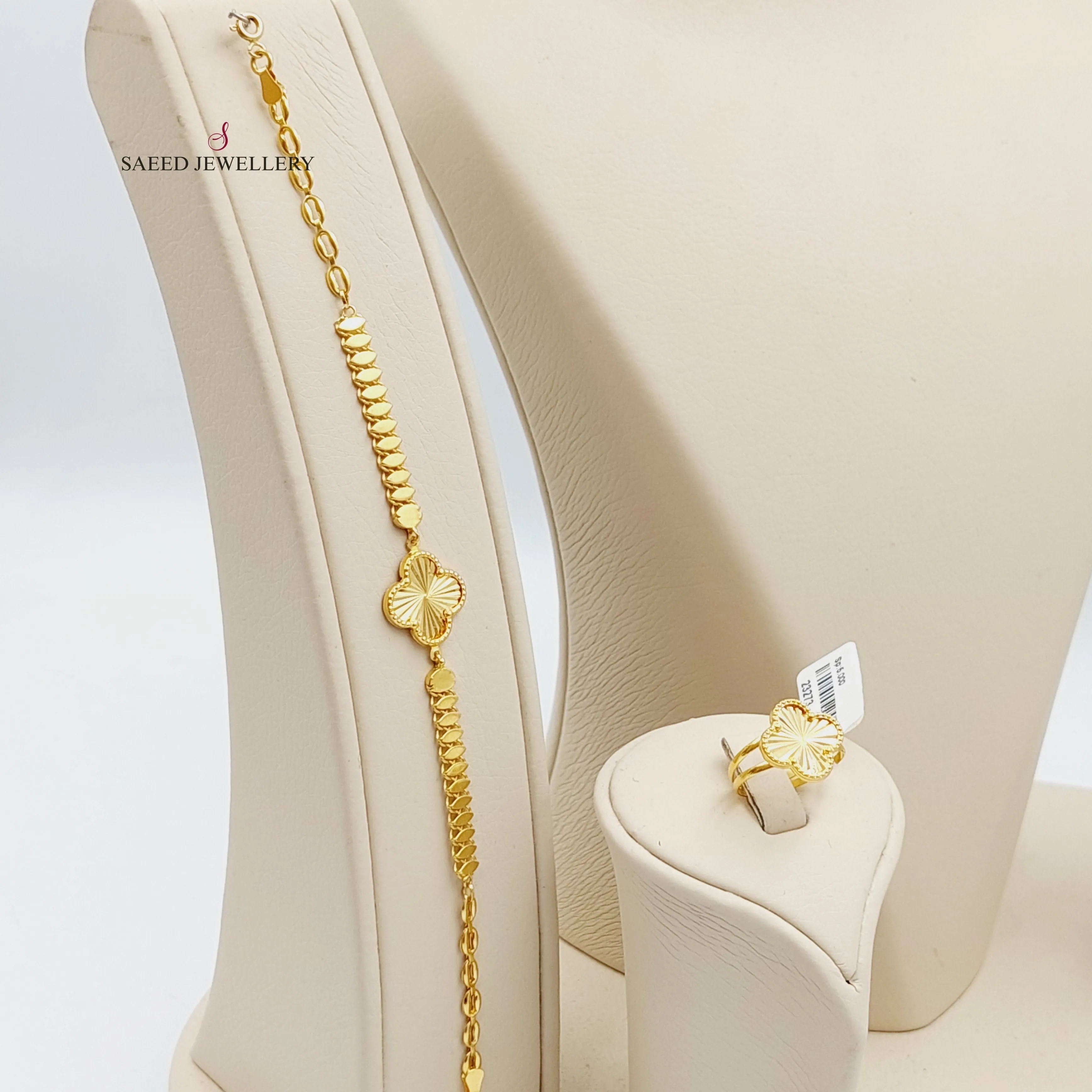 21K 4 -piece Clover set
