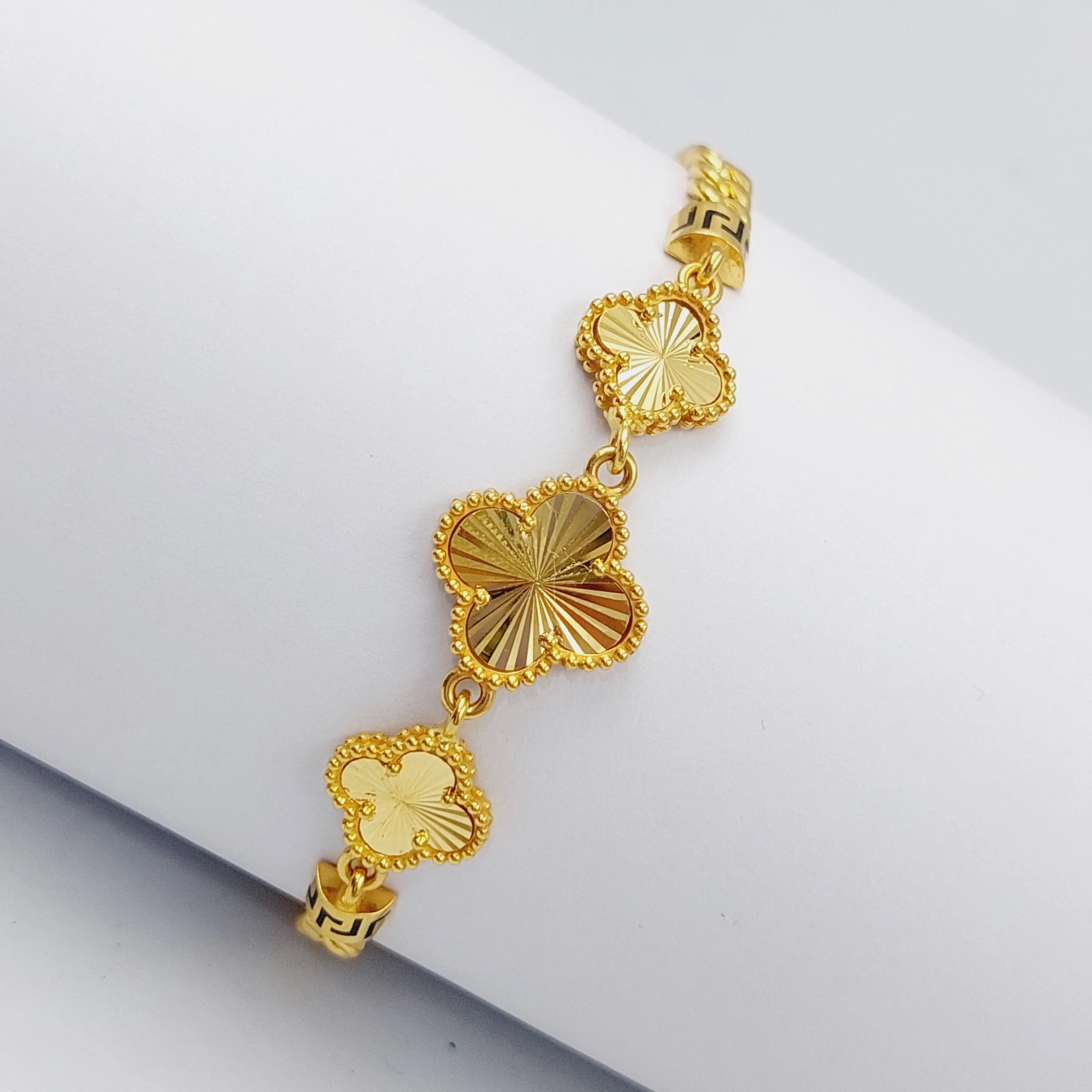 21K Clover Bracelet