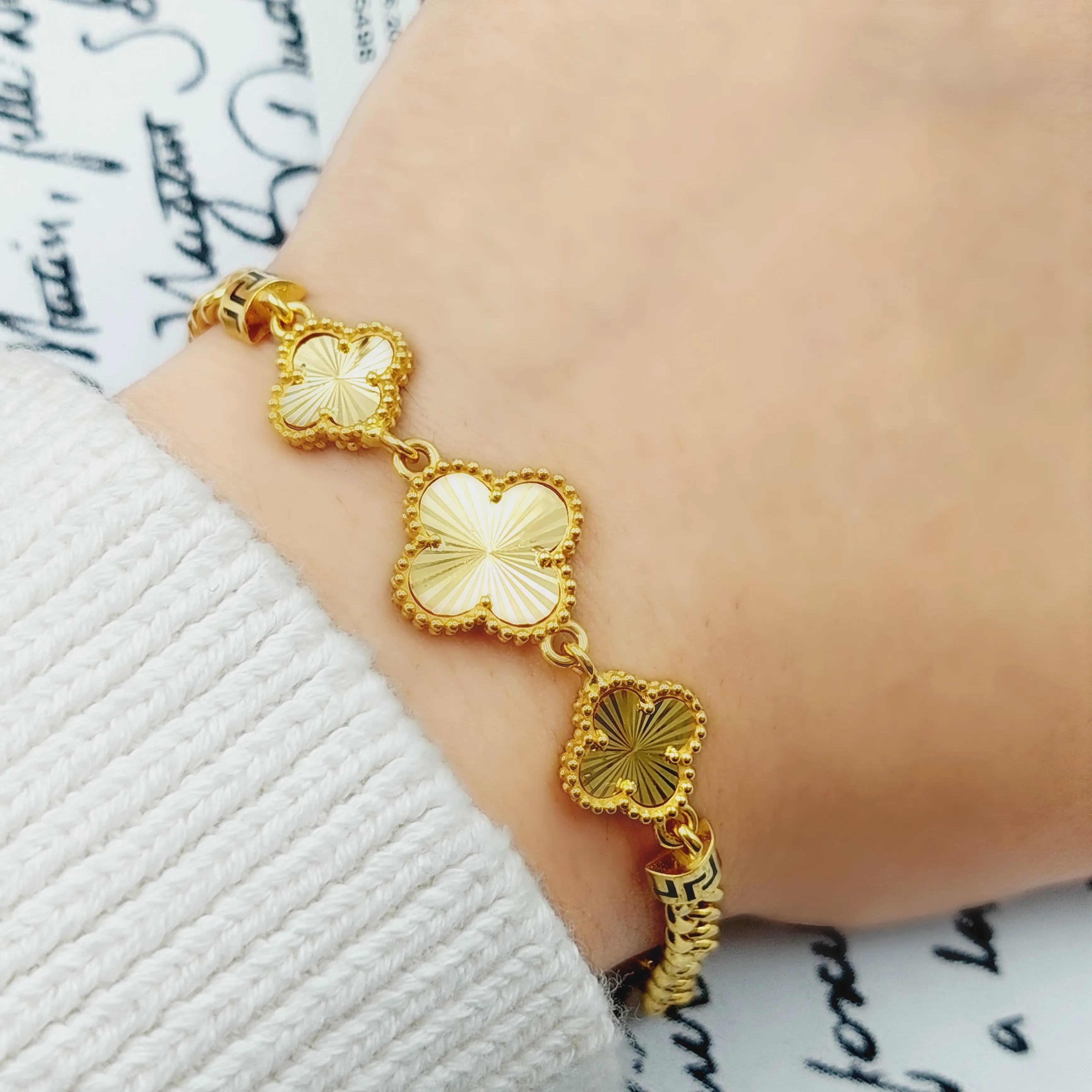 21K Clover Bracelet