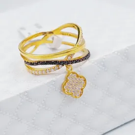 21K Clover Ring
