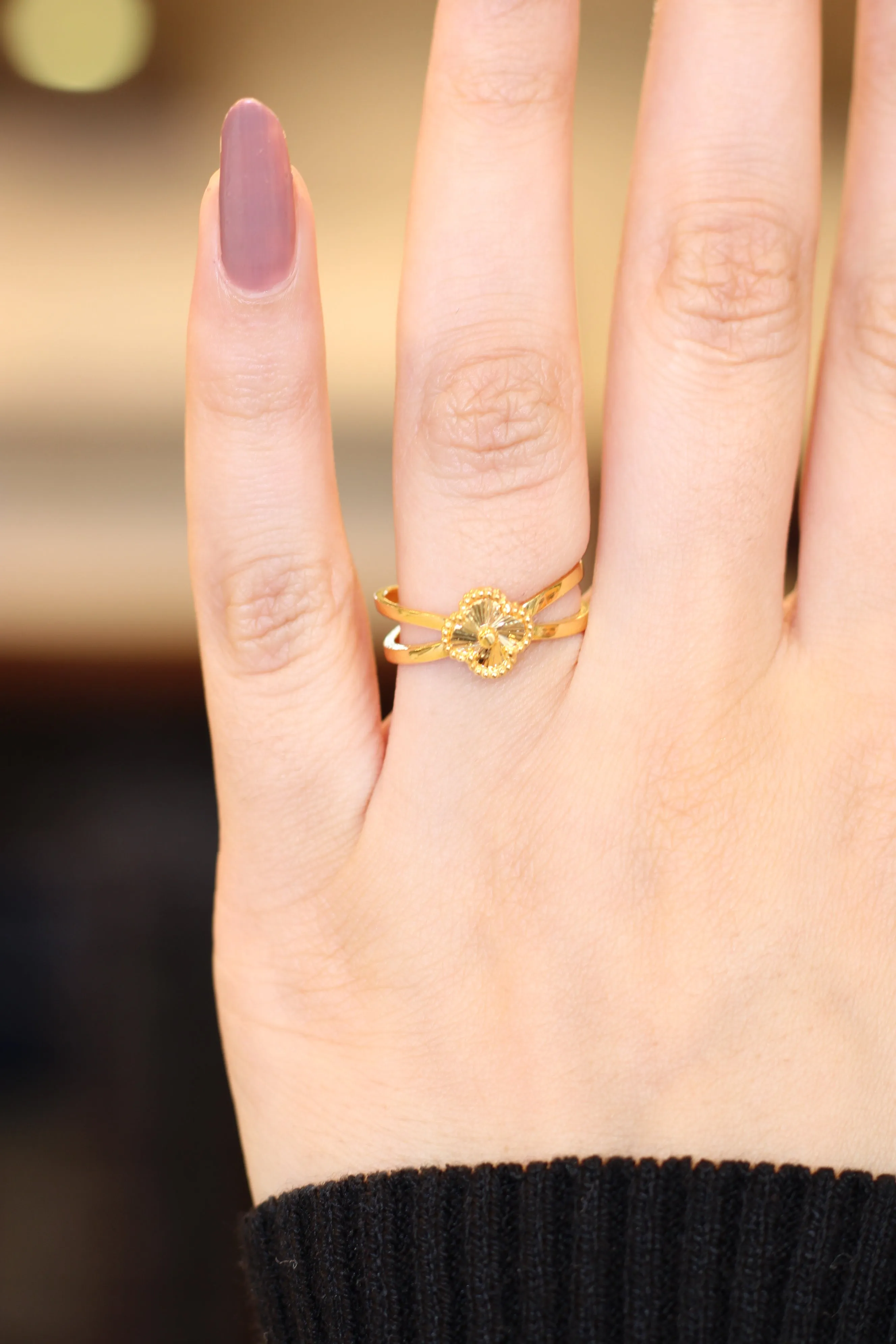 21K Clover Ring