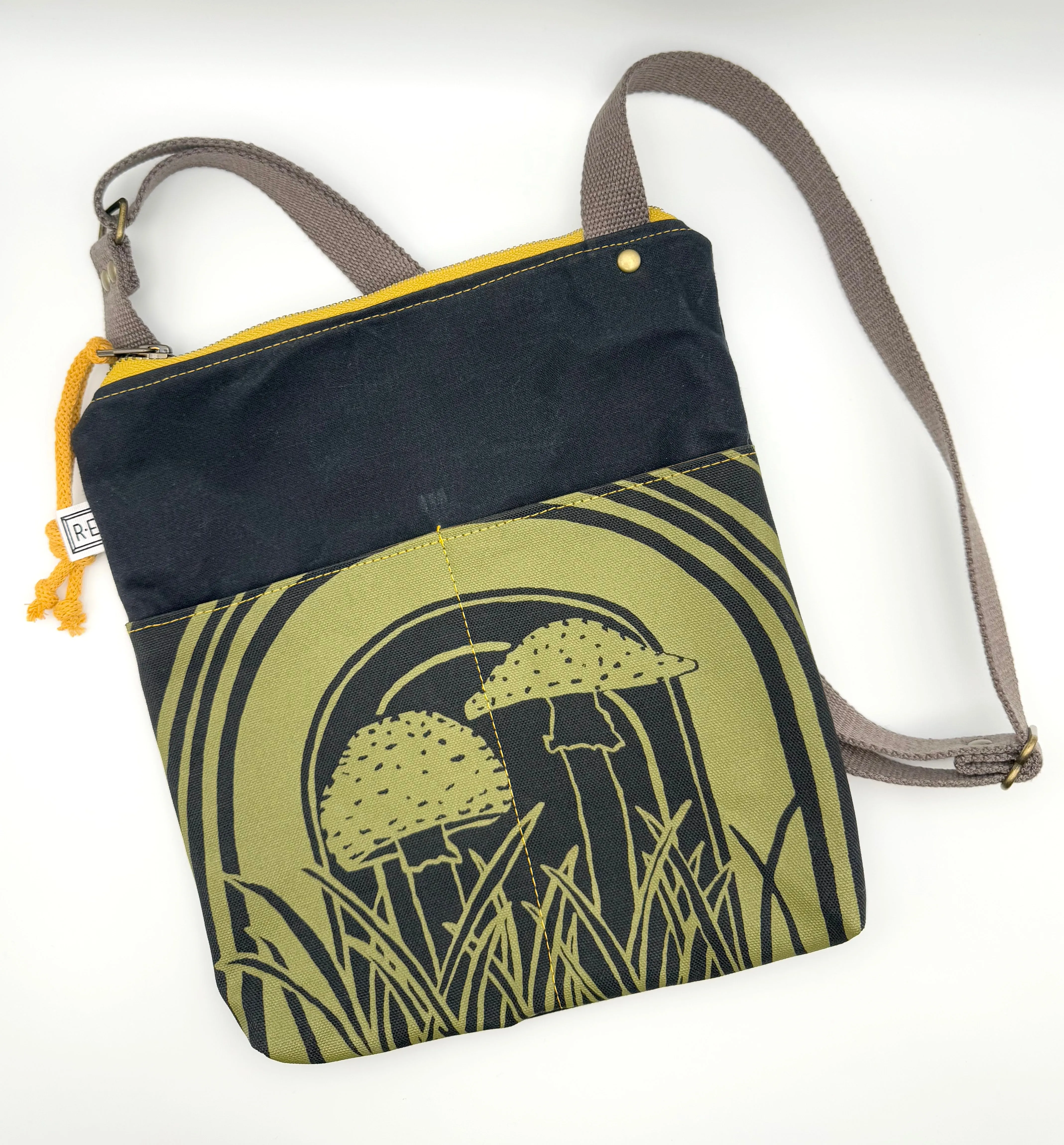 •AMANITA• waxed canvas bag (various styles)