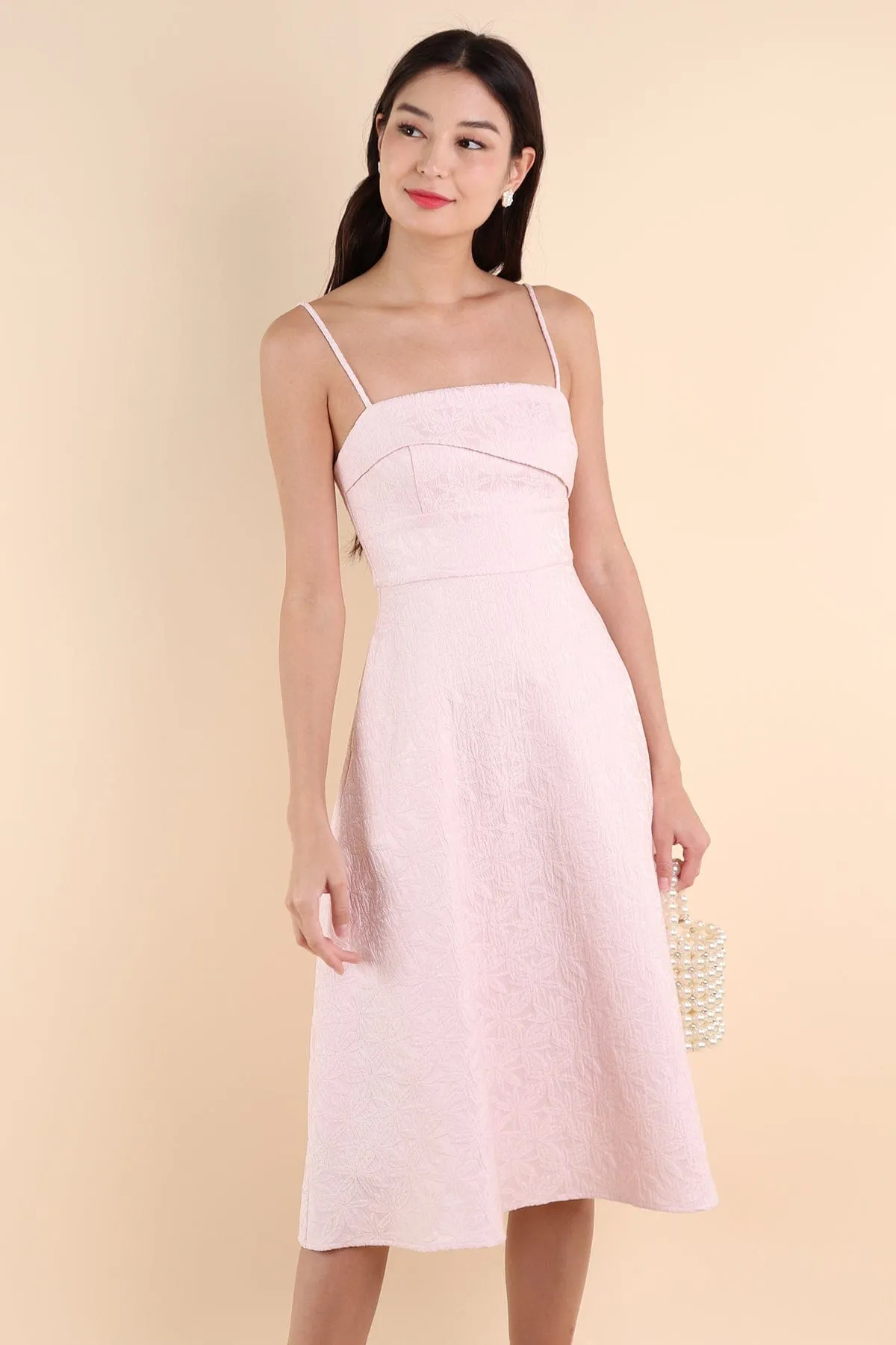 GAZANIA EMBOSSED MIDI DRESS IN SOFT PINK