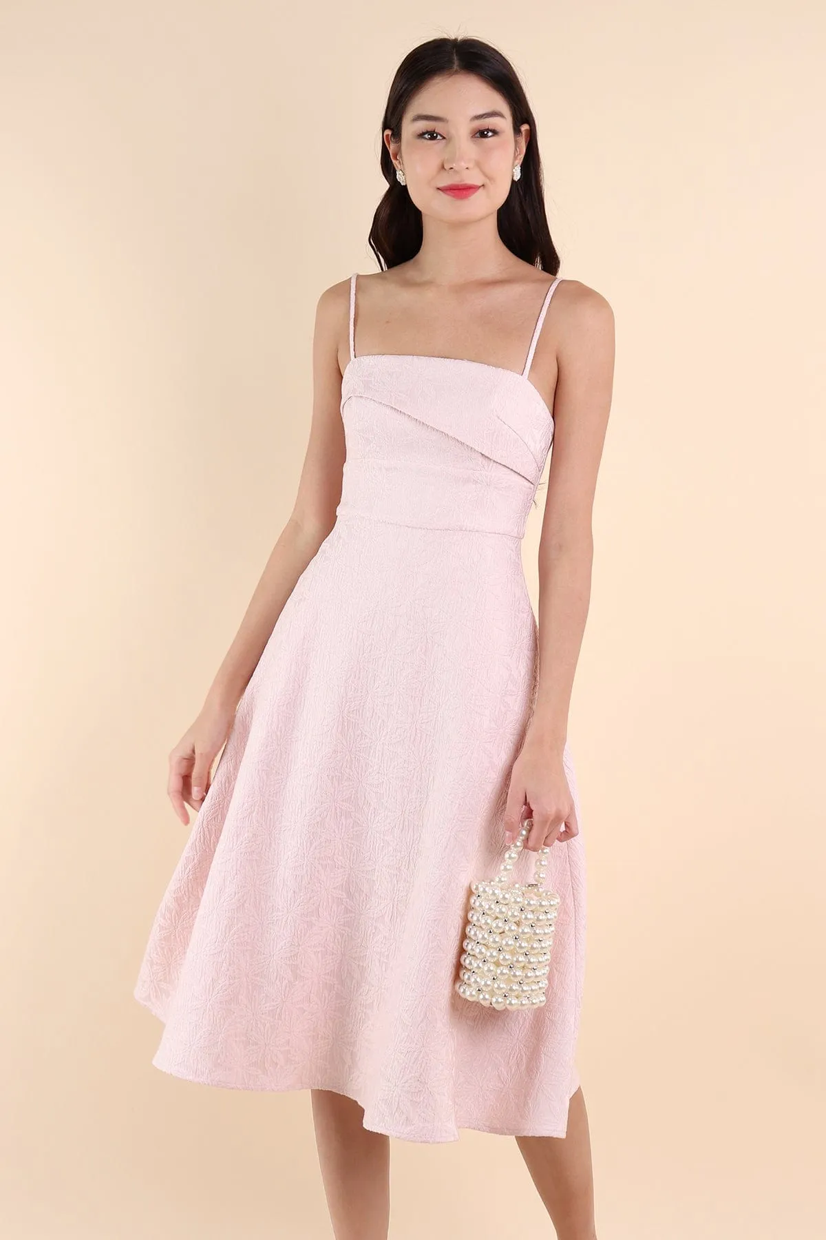 GAZANIA EMBOSSED MIDI DRESS IN SOFT PINK