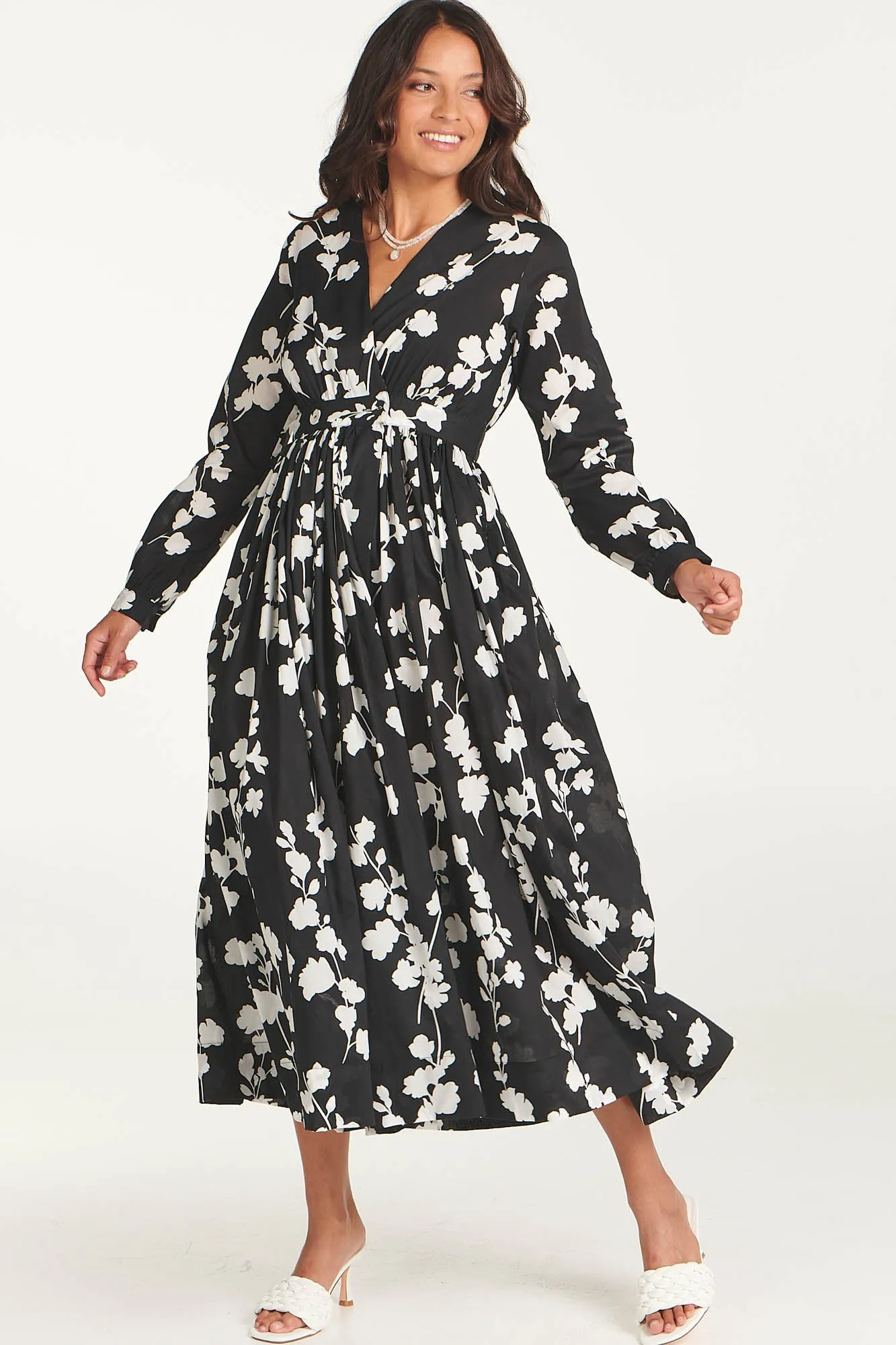 Leila Maxi Black White Floral