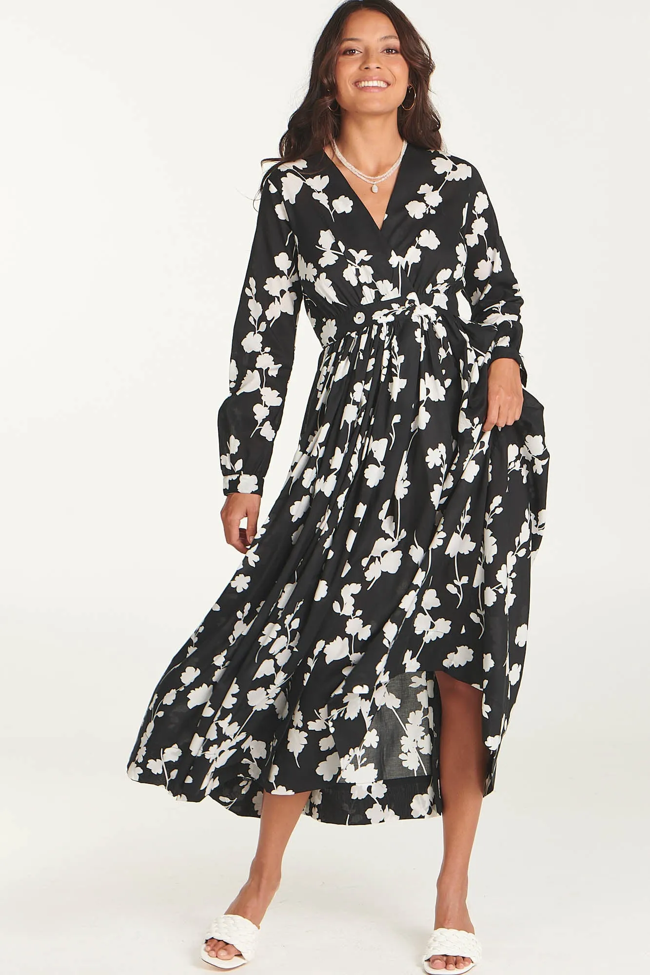 Leila Maxi Black White Floral