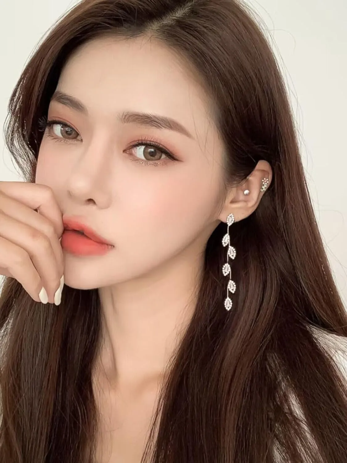 Pearl Earrings for Women 9 Pairs Silver Long Tassel Dangle Earrings Sparkling Crystal Leaf Pearl Drop Earrings Butterfly Chain Wedding Bridal Earrings Bridesmaid Prom Graduation Jewelry Set