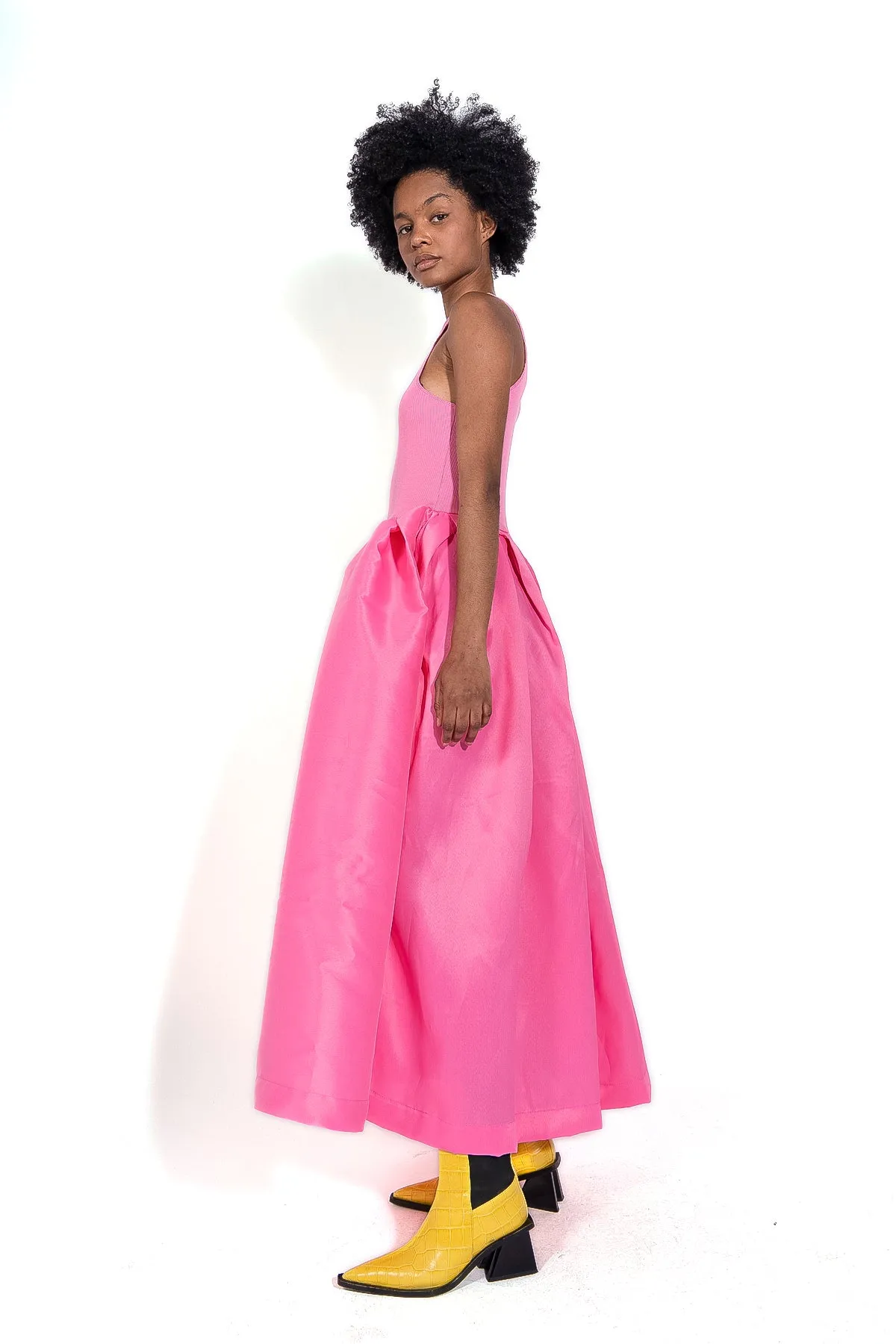 PINK DRESS WITH TANK TOP SCOOPED