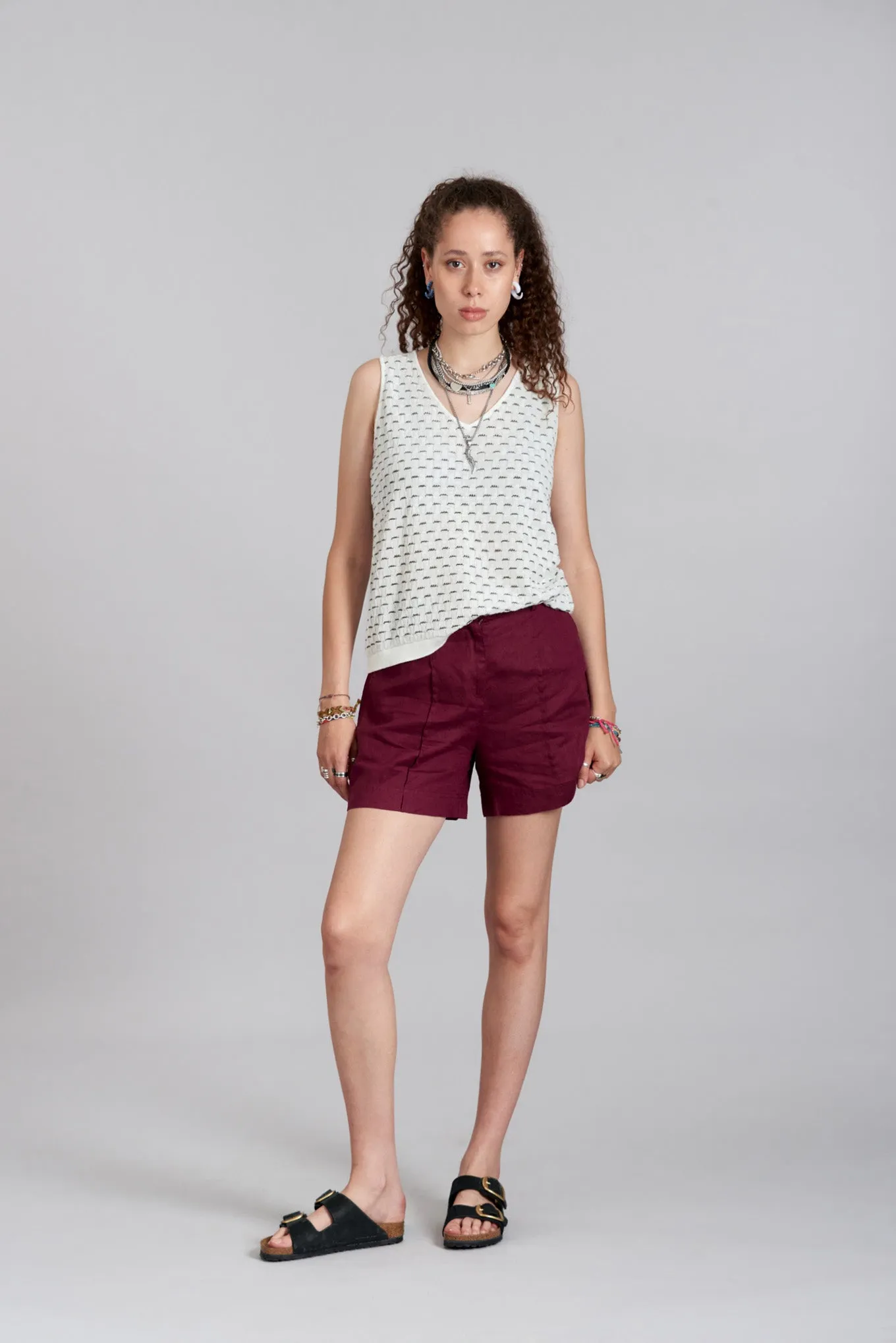 QUINN - Linen Vest White